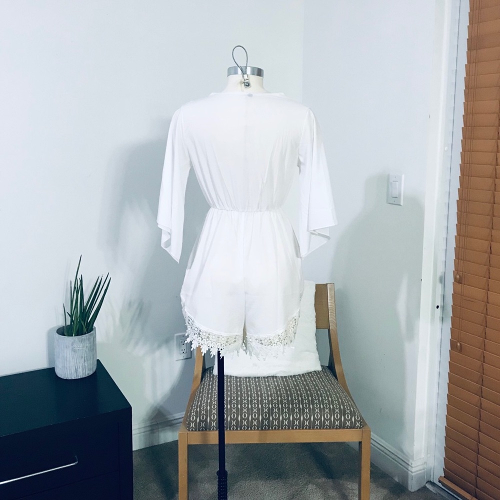 ๐ค WHITE BOHO CHIC ROMPER SHORTS ๐ค - Picture 4 of 13
